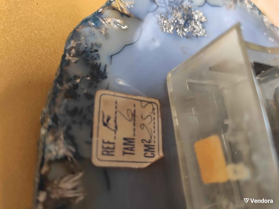 Ρολόι επιτραπέζιο σε ορυκτό αχάτη μεταχειρισμένο, μοναδικό σχέδιο