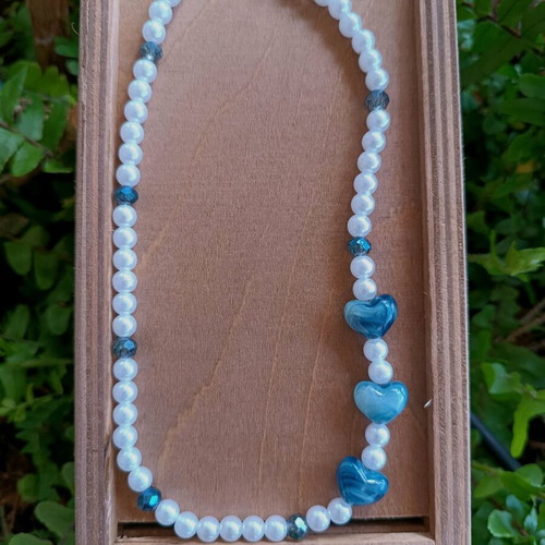 Handmade necklace with artificial pearls and stainless steel, new