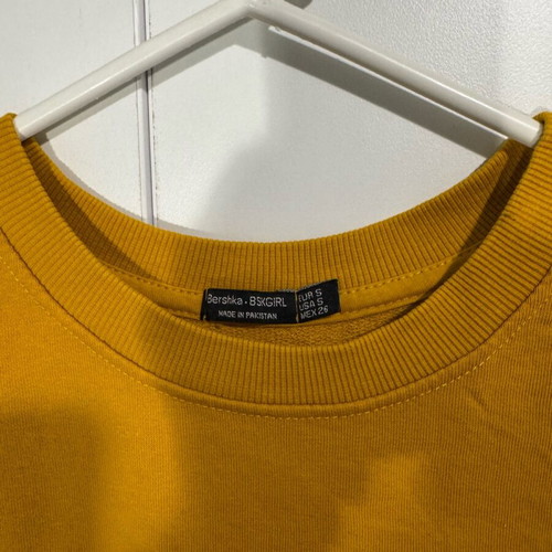 Bershka pullover like new, worn few times