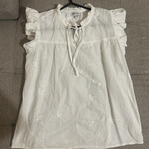 Tipsy blouse size S, white summer style