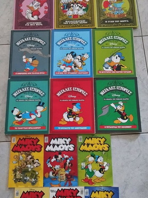 Disney library and Mickey Mouse collection like new