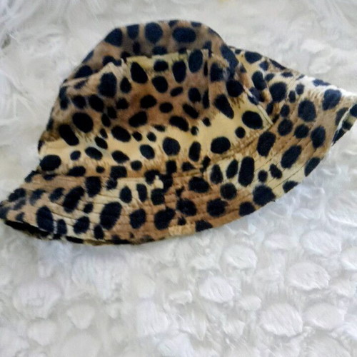 Faux Fur Bucket Hat Leopard Print new size M