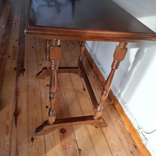 Classic wooden side table with spindle legs