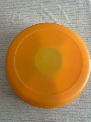 Tupperware pic nic orange new