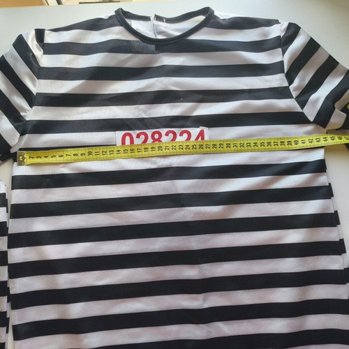 Carnival costume prisoner for 10 years old, used