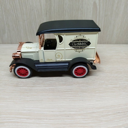 Antique Toy Truck miniature new 1:32 scale metal with mechanism