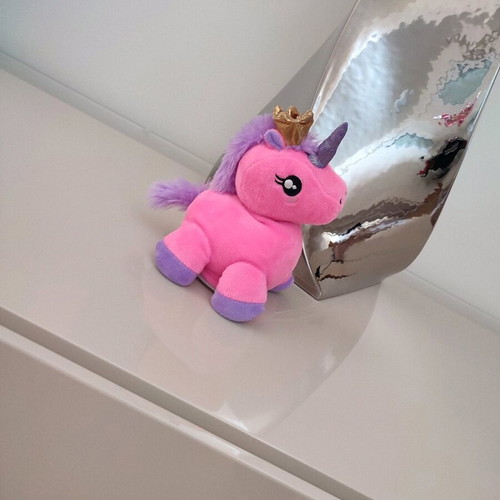 Laber Tiere plush unicorn like new with sound and movement