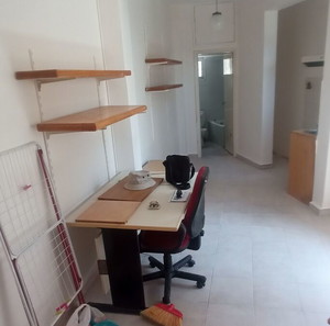 Ενοικιαζεται διαμερισμα 35 τ.μ. στην οδο Αθωνος .