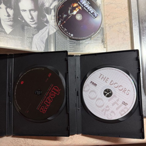 Music DVD and 2CD set with book, rock, like new, 12 DVDs + 1 2CD