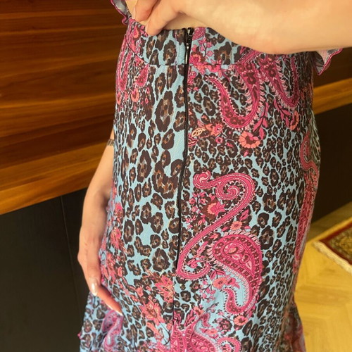 Iraida set like new with top and skirt