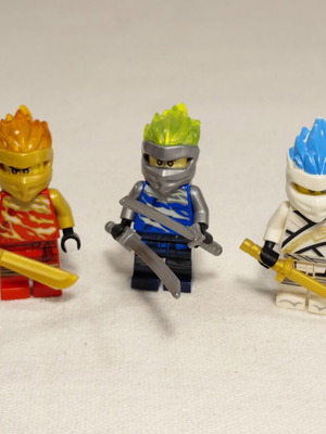 LEGO Ninjago figures set