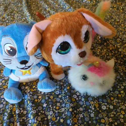 Stuffed toys used, set of 3 pieces