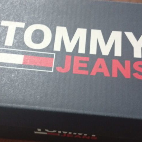 Tommy Hilfiger flip flops new, size 40