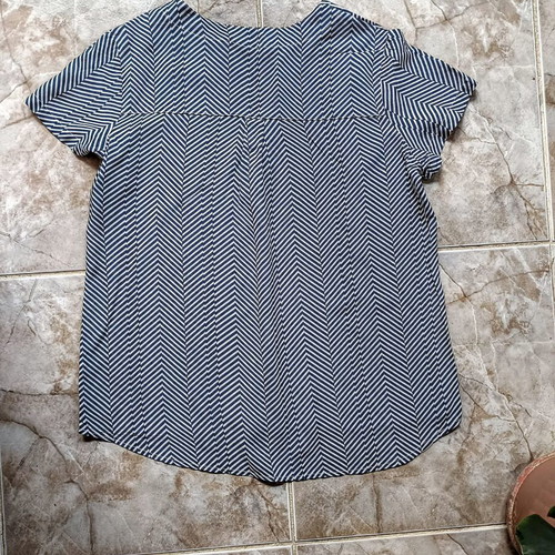 Yookie short-sleeve blouse new, white and blue, size M