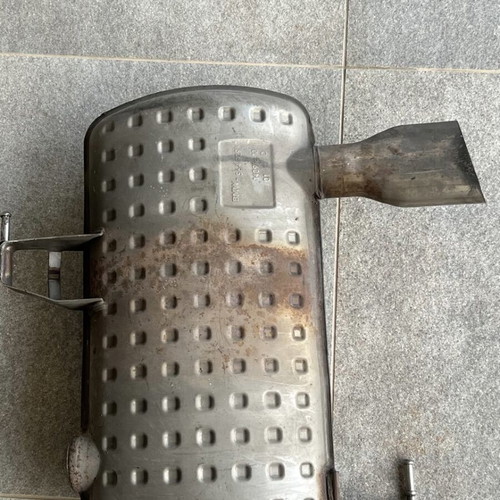 BMW E91 Exhaust Muffler like new
