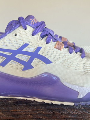 Asics Gel-Game 8 women's tennis shoes, size 39.5, white with purple and salmon