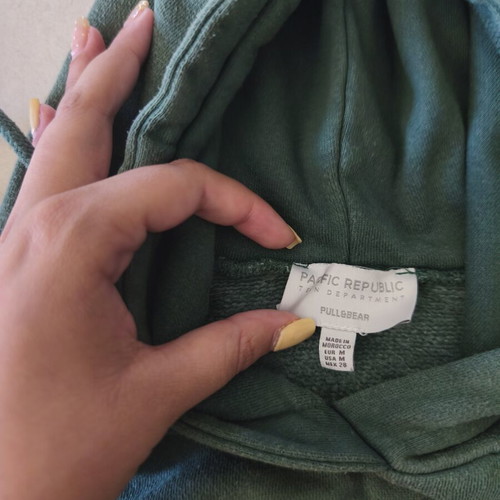 Pull & Bear oversized hoodie like new, dark green with Freely print