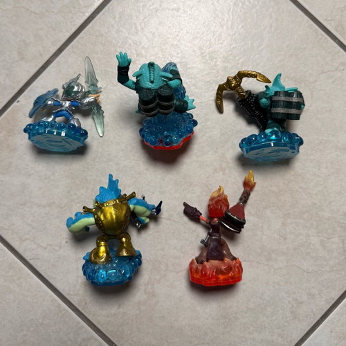 Skylanders figures like new, lot of 15, rare Series 2, 3 and 4 variants