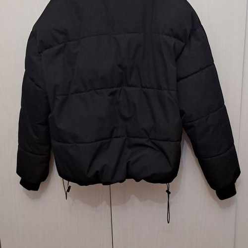 Celestino jacket large like new, black