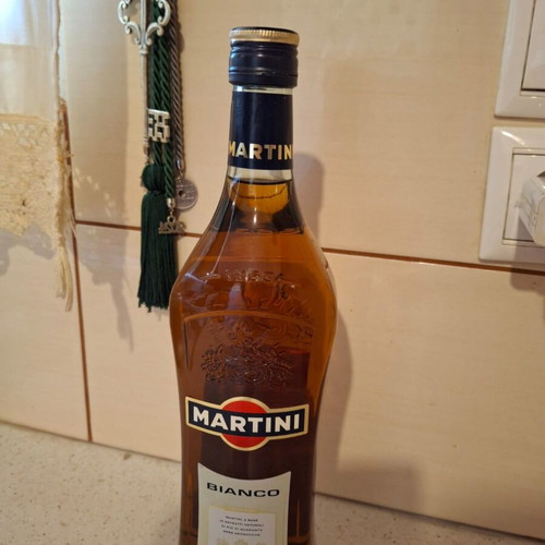Martini Bianco 1L sealed bottle