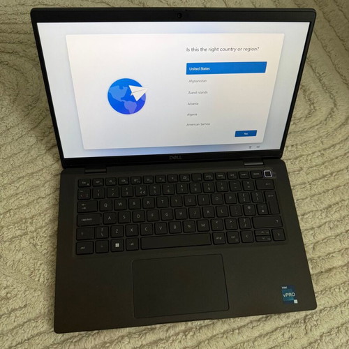 Dell Latitude 7430 laptop i5-1250P 16GB 256GB NVMe Windows 11 Pro