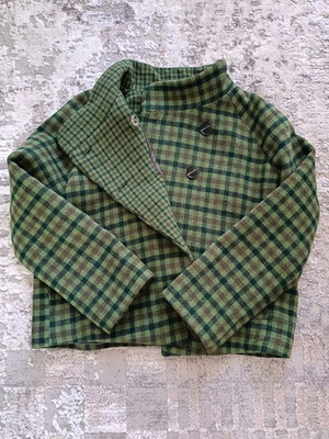 Jacket Namaste small green color like new
