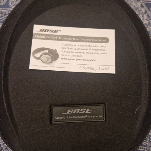 Bose QuietComfort 15 noise cancelling wired headphones
