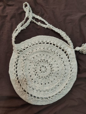 Boho summer shoulder bag like new, white, large