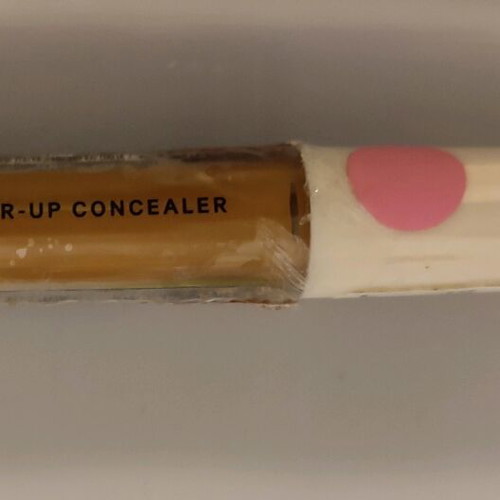 Cover up concealer H&M new