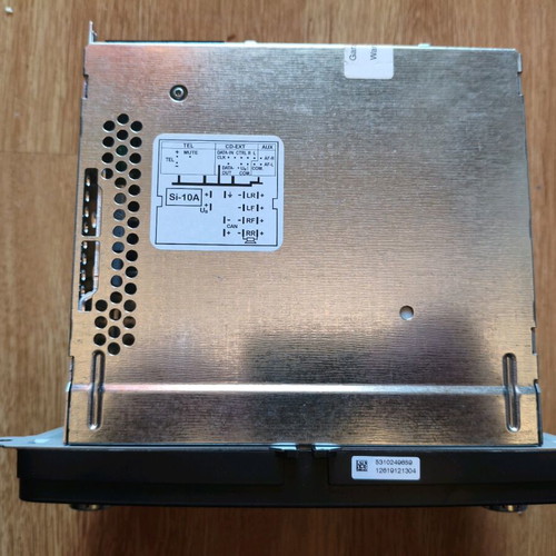 Radio CD VW Polo 2014 RCD 215 new with storage case
