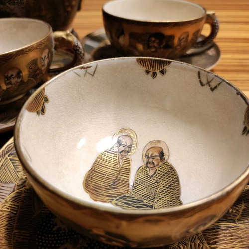 Japanese Satsuma tea set like new