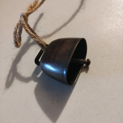 Retro iron bell with bronze color, new, crystal clear sound for horses sheep cows