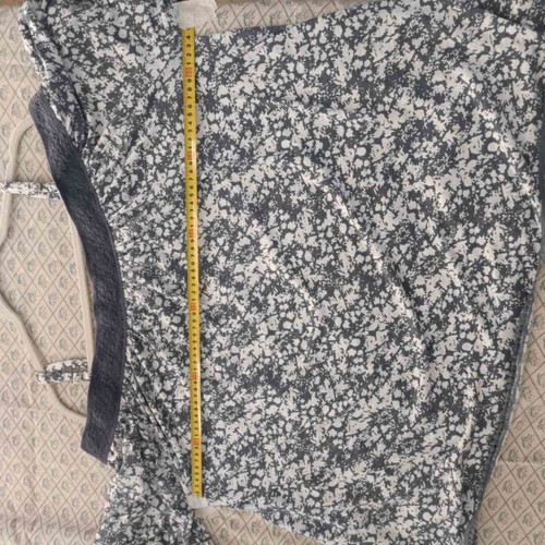 Women's short-sleeve blouse like new, size 2XL, white and gray