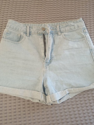 Shein denim shorts, small size S