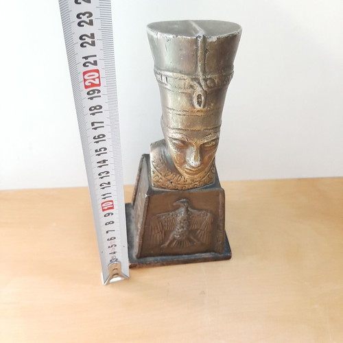 Bronze bust of Nefertiti used with Egyptian Revival base