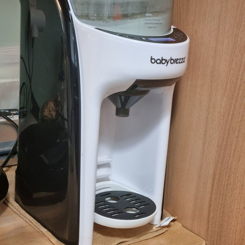 Αυτόματος παρασκευαστής γάλακτος Baby Brezza Pro σαν καινούργιο