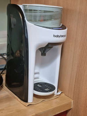 Αυτόματος παρασκευαστής γάλακτος Baby Brezza Pro σαν καινούργιο