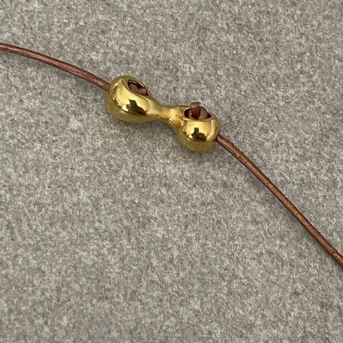 Necklace pendant new, brown and gold