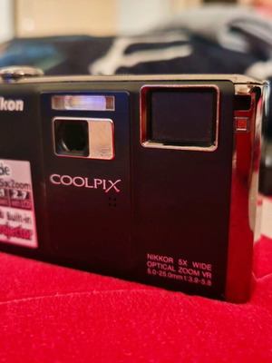 Nikon Coolpix S1000pj ψηφιακή φωτογραφική μηχανή 12MP μεταχειρισμένη με ενσωματωμένο προτζέκτορα