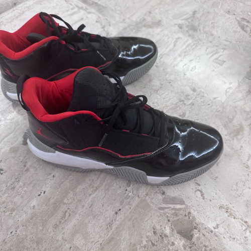 Air Jordan black red sport shoes size 46 like new