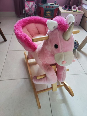 Unicorn rocking horse like new with sounds