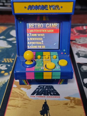 Legami arcade mini like new, arcade game console
