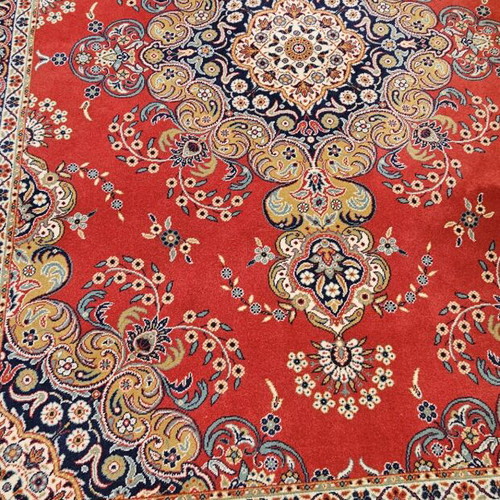Wool rug like new