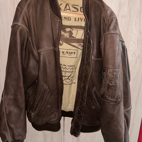 Flight leather jacket used, size XXL, brown, zipper needs repair