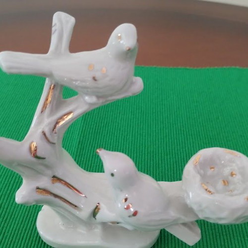 Porcelain decorative figure with birds like new
