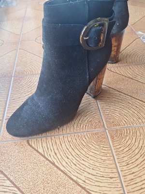 Women's fashion ankle boots like new size 39