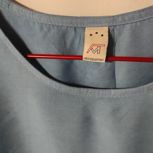 Top in beautiful blue, like new, size M