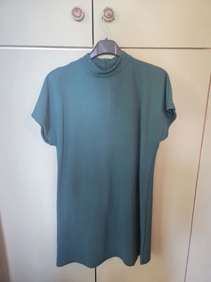 Mango dress size S like new, cypress green with collar and zipper