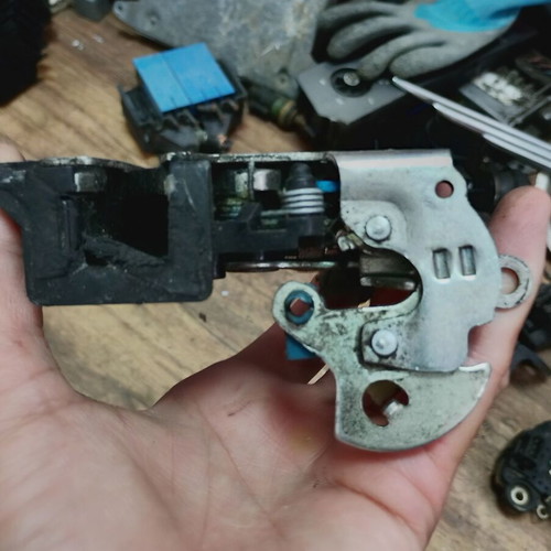 Front left door lock for Chevrolet Spark A046818