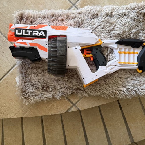 Nerf Hasbro One Ultra blaster like new